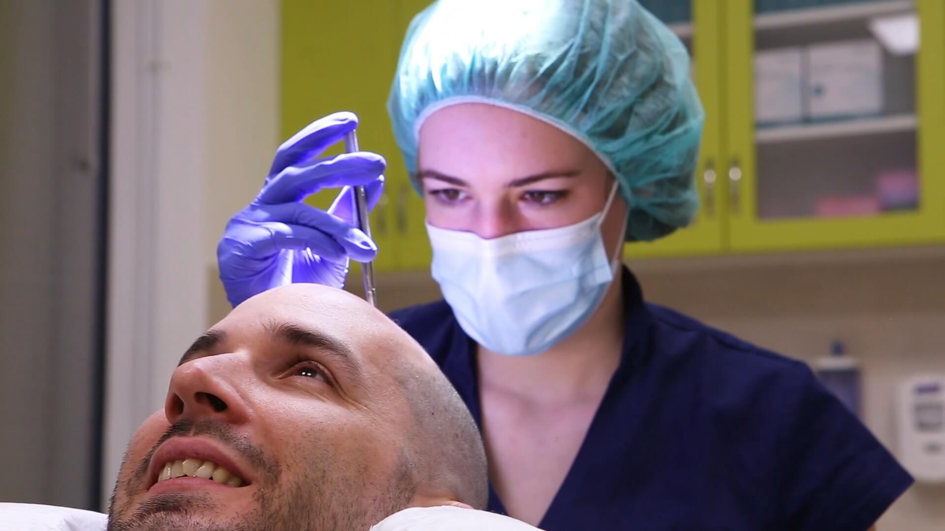 Hogyan működik a hajbeültetés